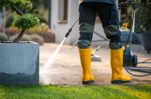 Best Sidewalk Pressure Washing  in Stanwood, WA